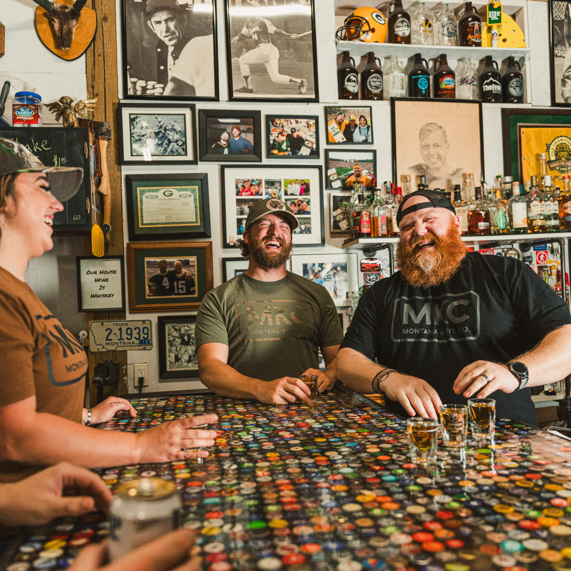 MKC LOGO TEE - OLIVE