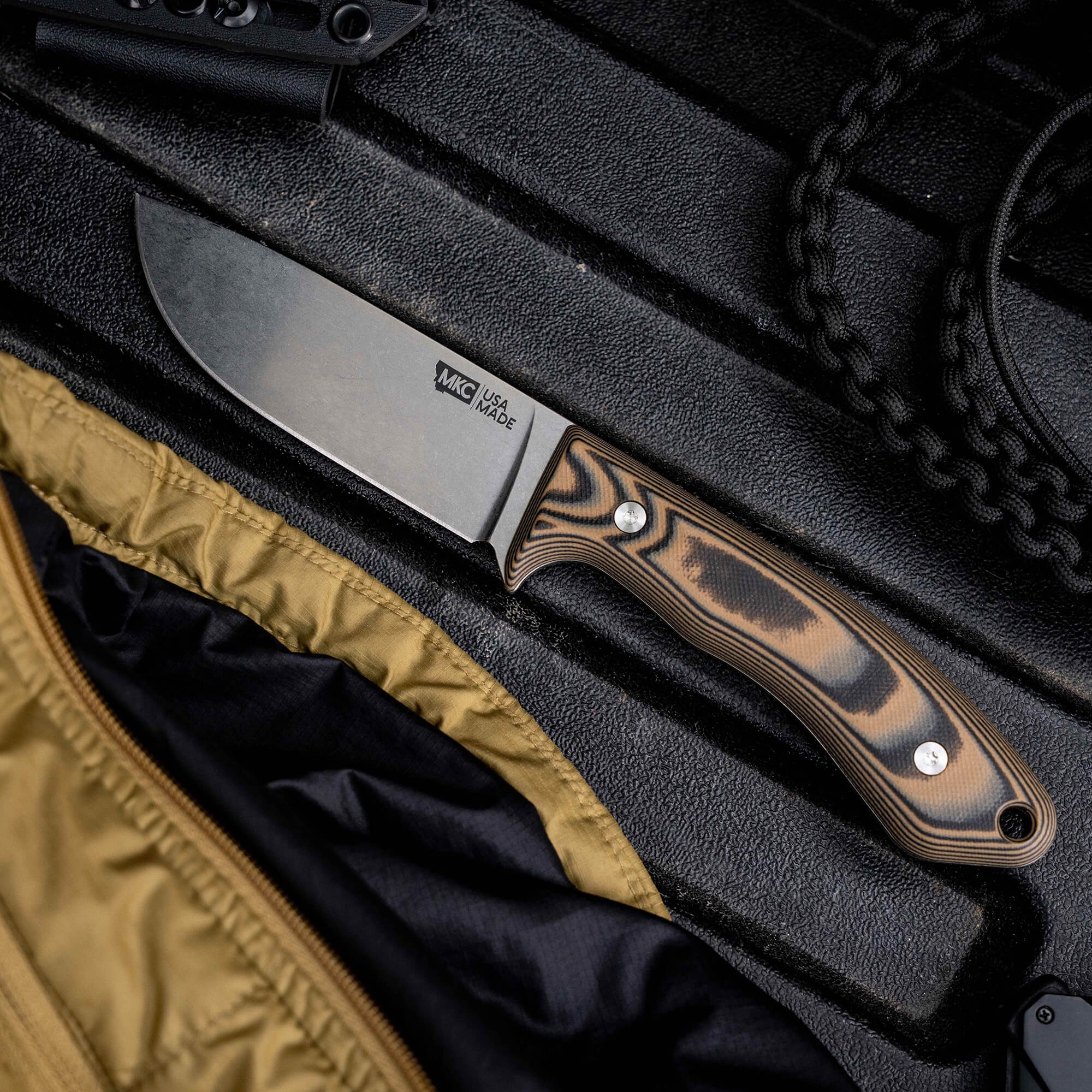 MULE DEER - TAN & BLACK