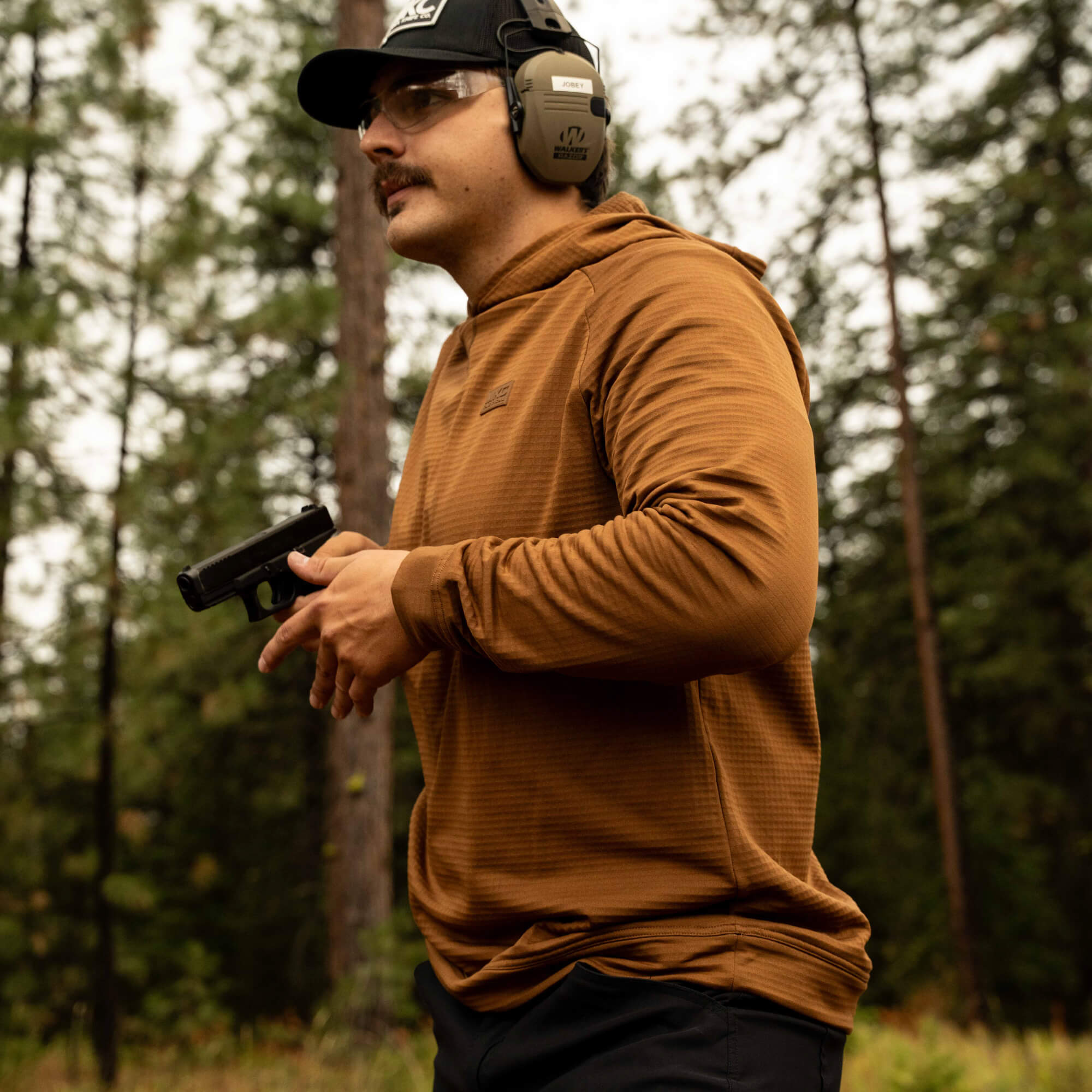 MKC WAFFLE KNIT PERFORMANCE HOODIE - COYOTE