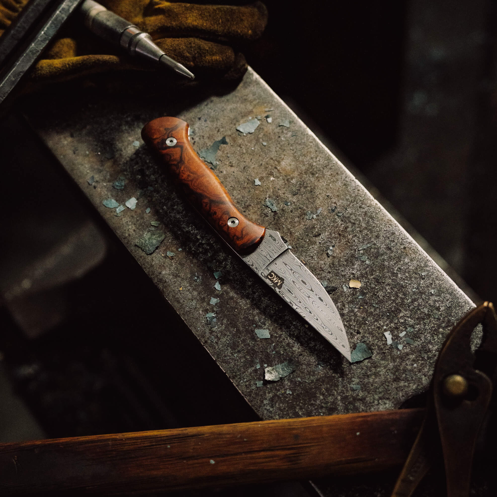 DAMASCUS BLACKFOOT
