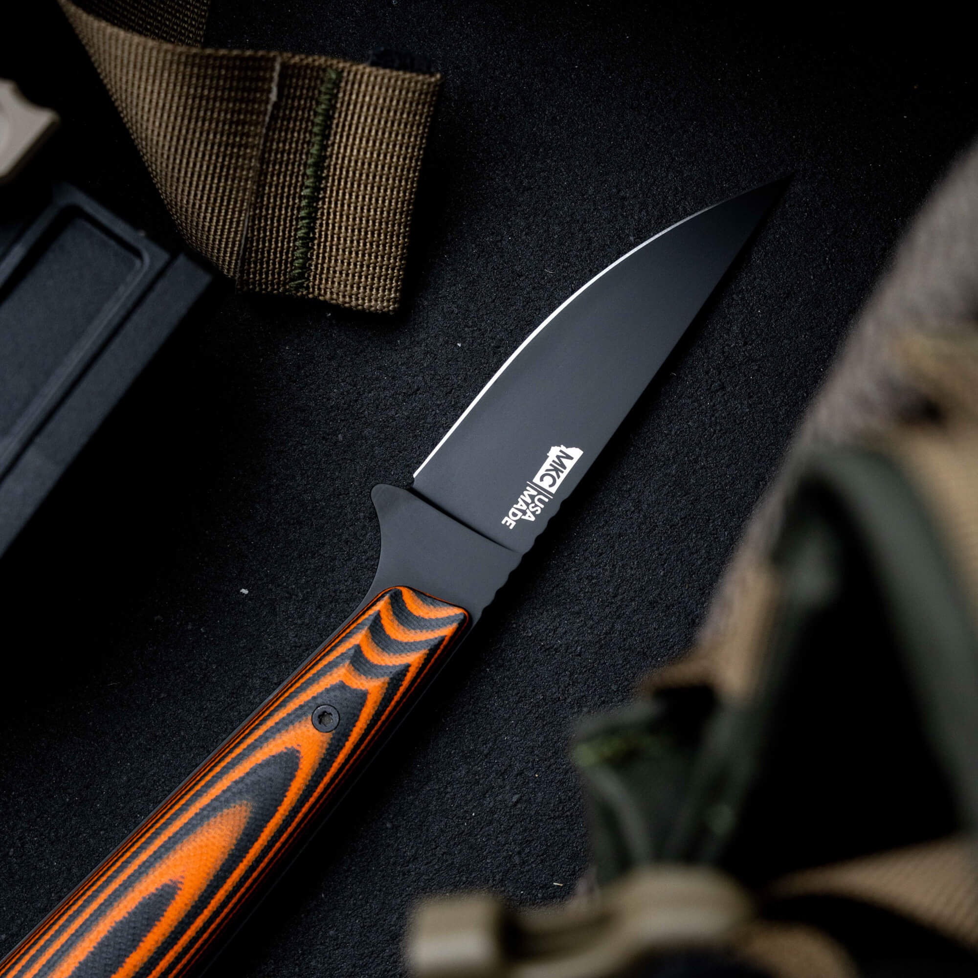 FLATTAIL - PVD - ORANGE & BLACK