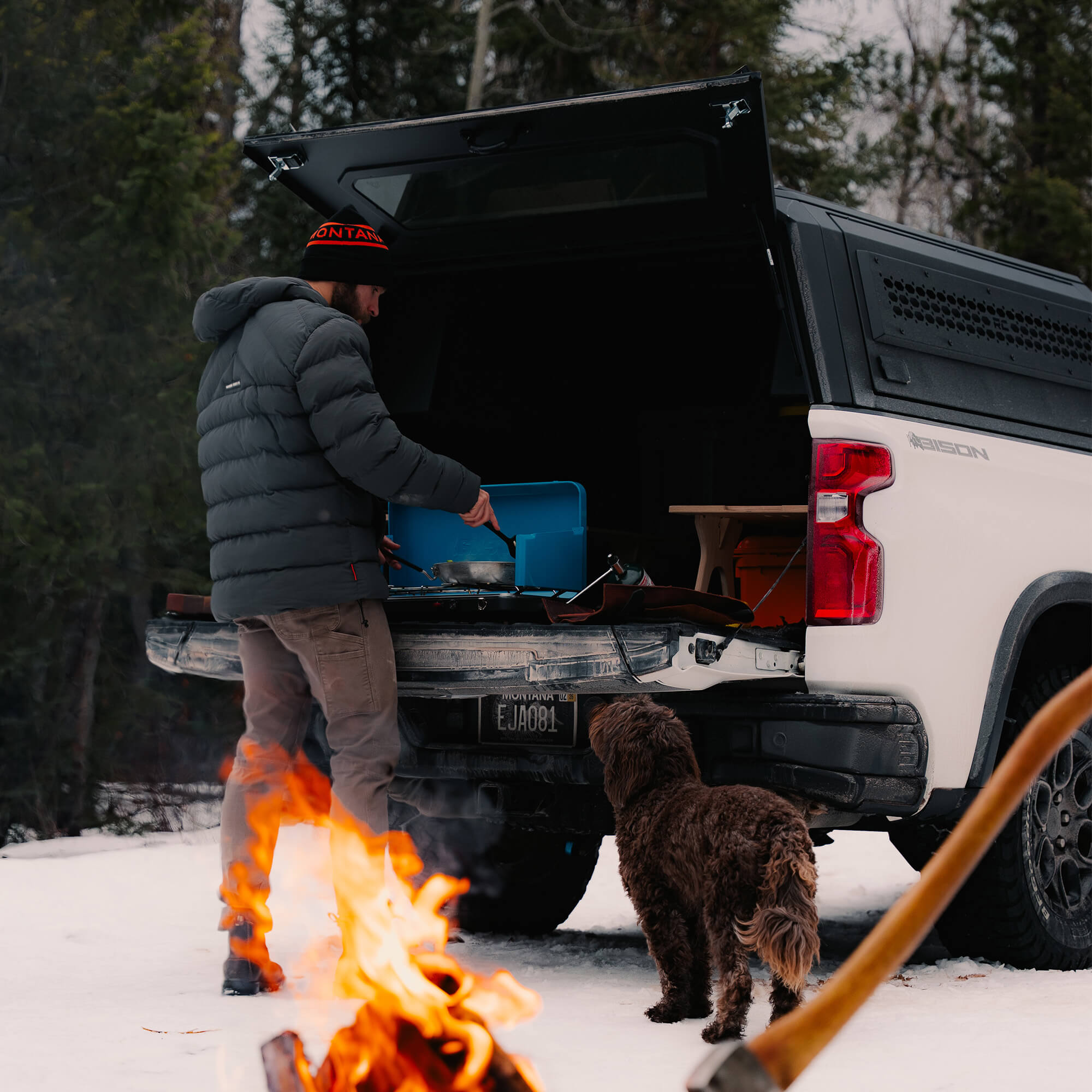OBERLIN PULLOVER PUFFY JACKET - CHARCOAL