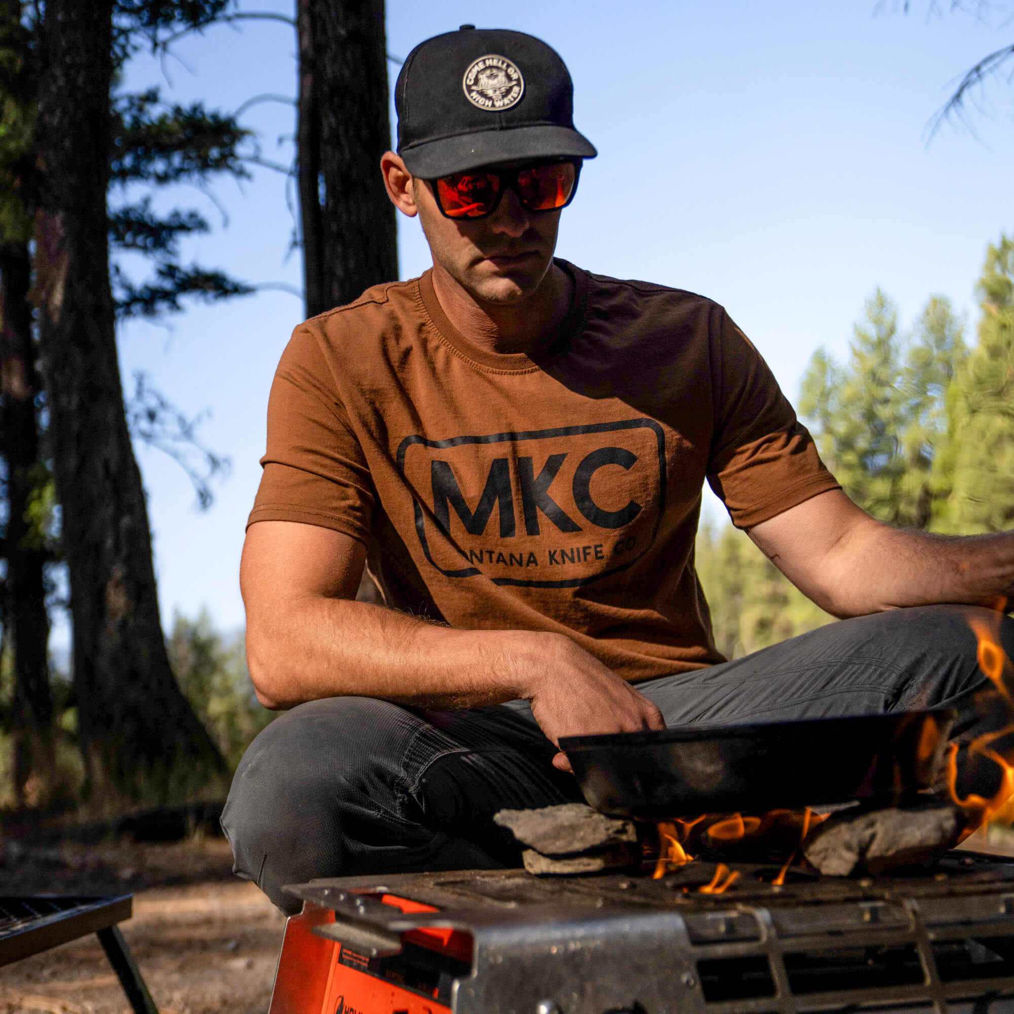 MKC LOGO TEE - COYOTE