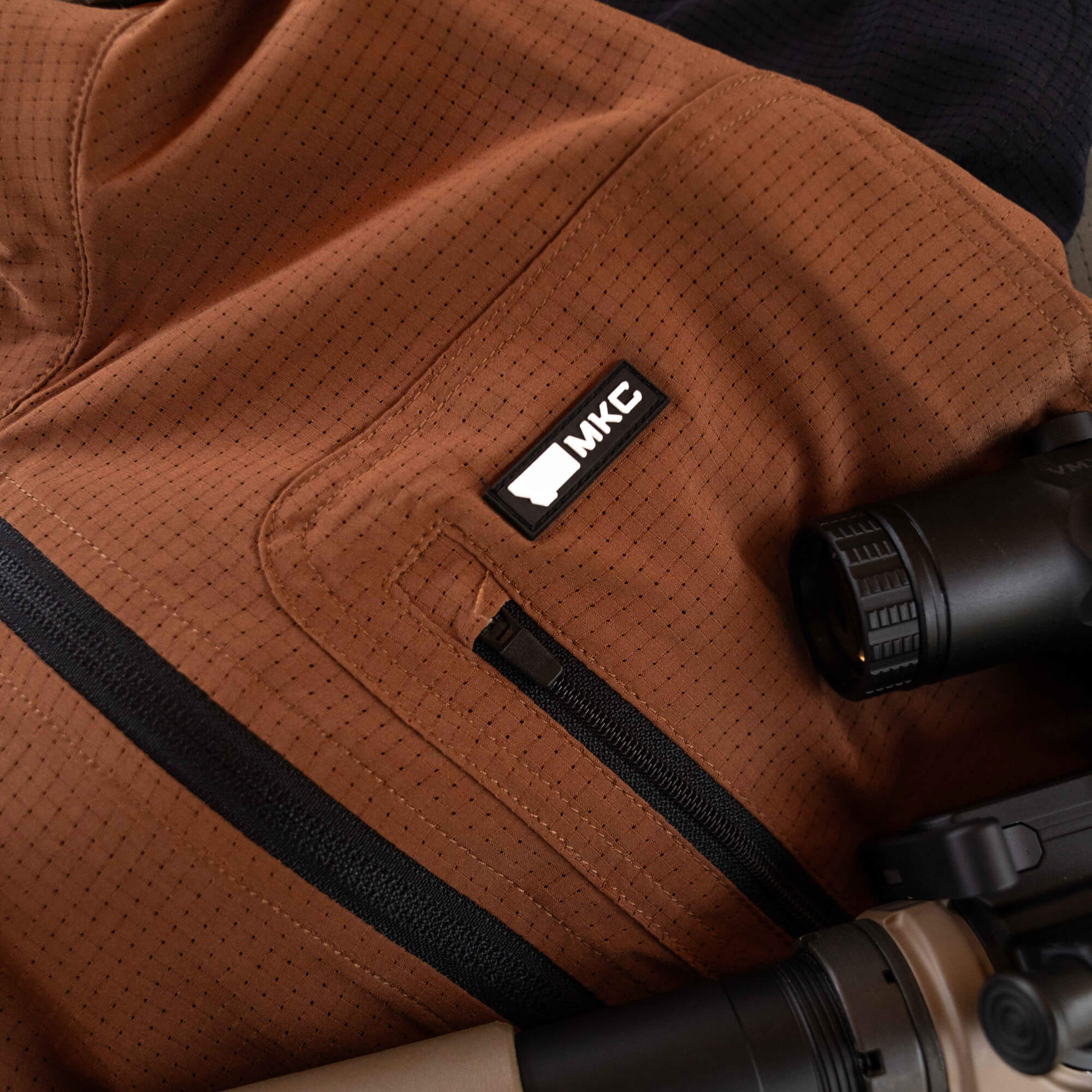 TACTICAL AIRLITE HALF-ZIP - COYOTE