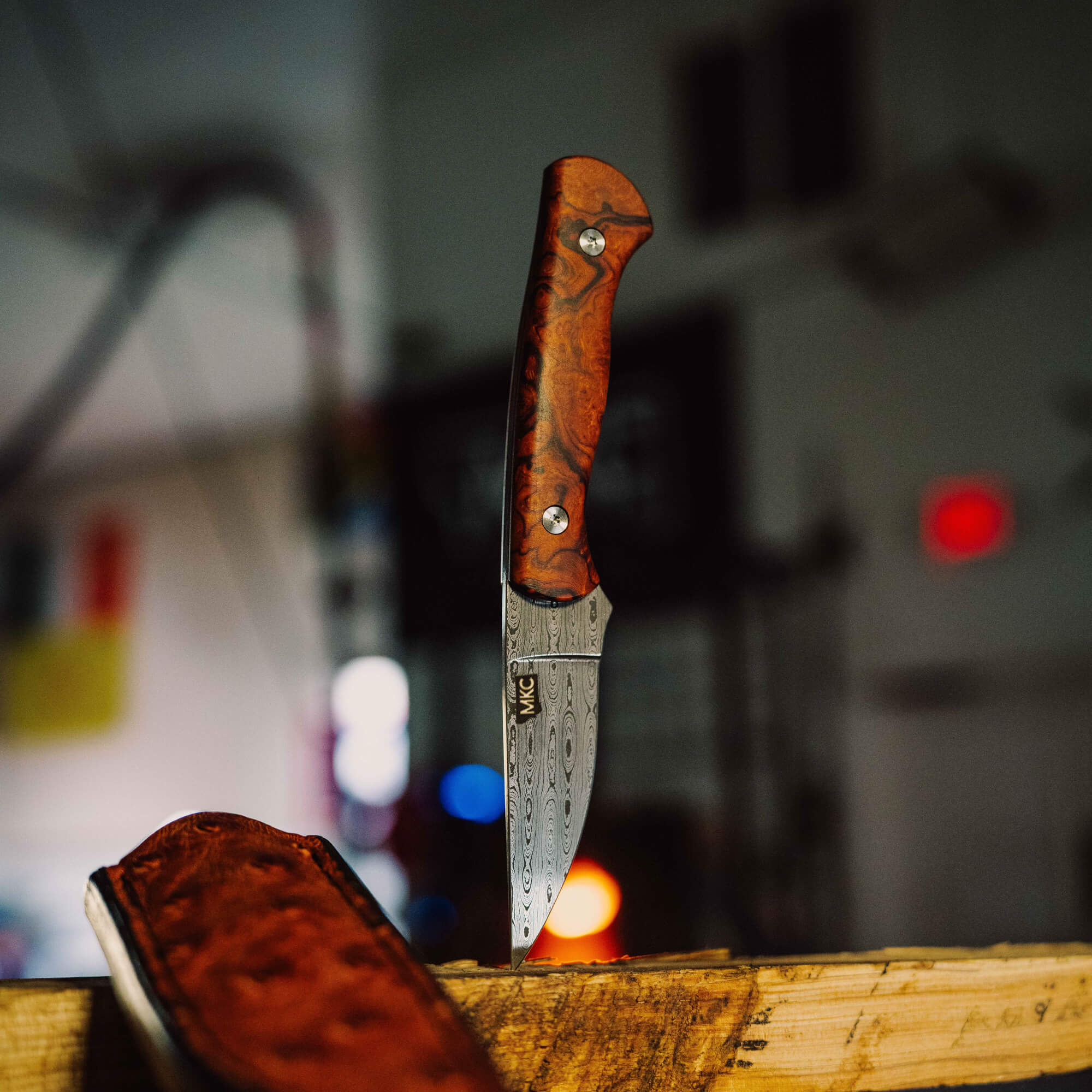 DAMASCUS BLACKFOOT
