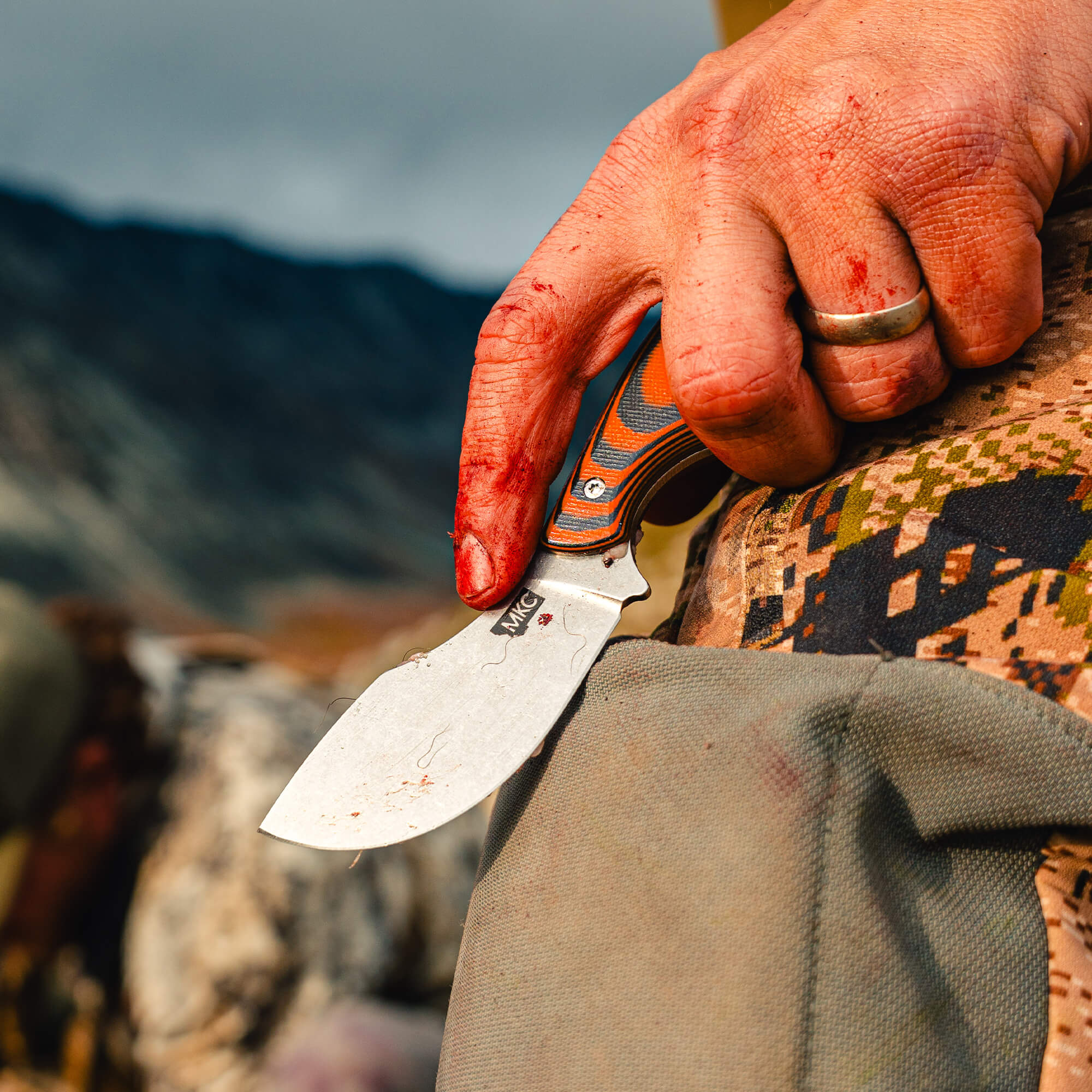 PACKOUT SKINNER - ORANGE & BLACK